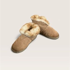 CLOUD NINE Sheepskin Tan Booties Slippers Toddlers Boys/ Girls Size 8/9